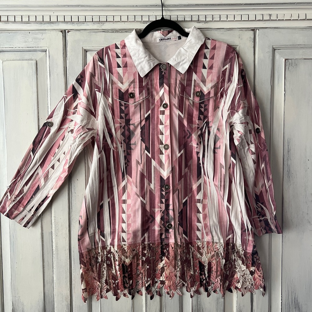 🟠NWT ORIGAMI Long Sleeve Button-Up Tunic w/Lace Detail /Brick Geometric Print 1X